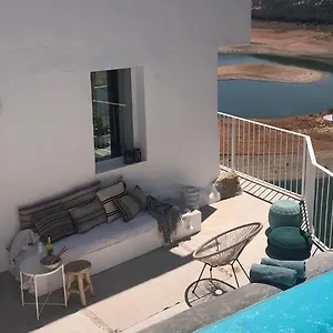 Casa Trece Сasa de vacaciones Iznájar